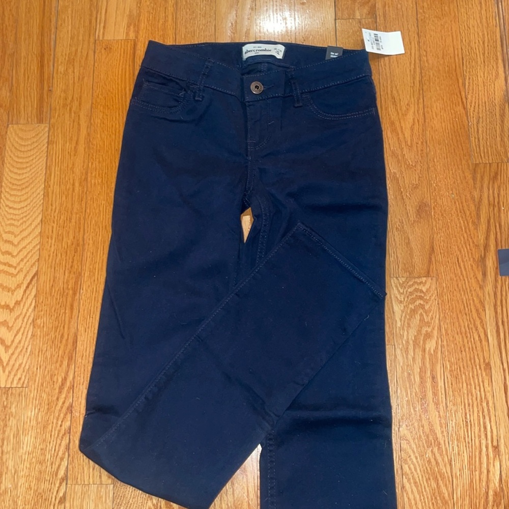 Abercrombie Kids 16 slim NWT Navy pant